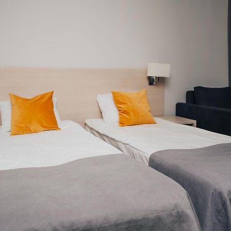 Hotel Sphinx Zabia Wola Екстериор снимка