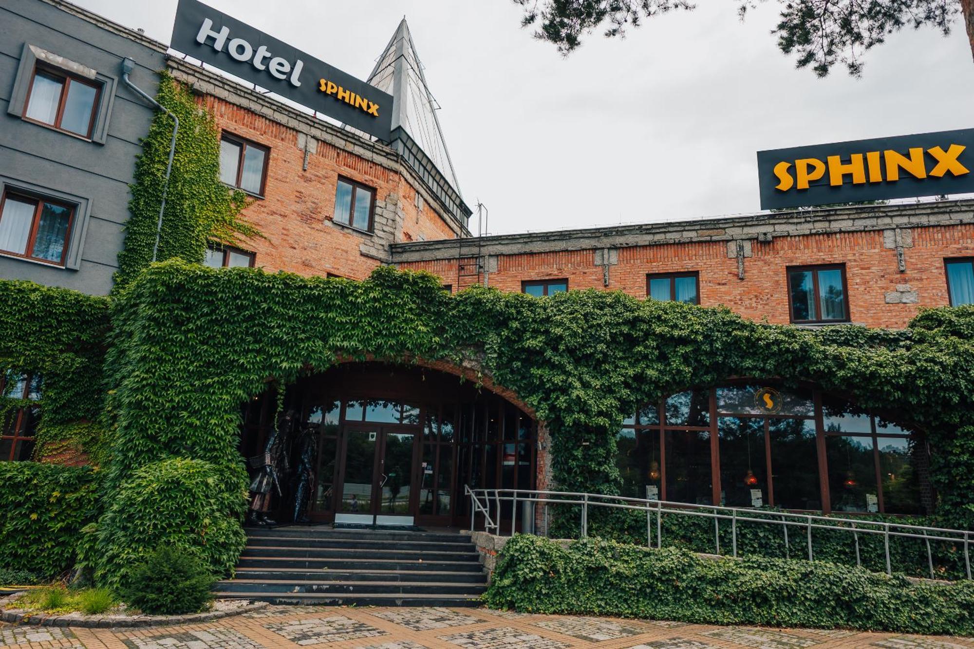 Hotel Sphinx Zabia Wola Екстериор снимка